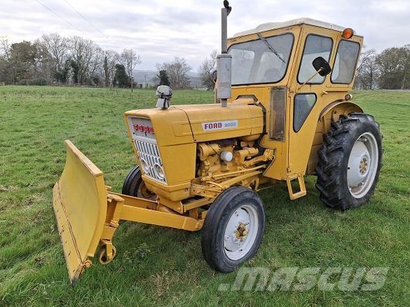 Ford 2000 TRACTOR Būvniecība- Citi