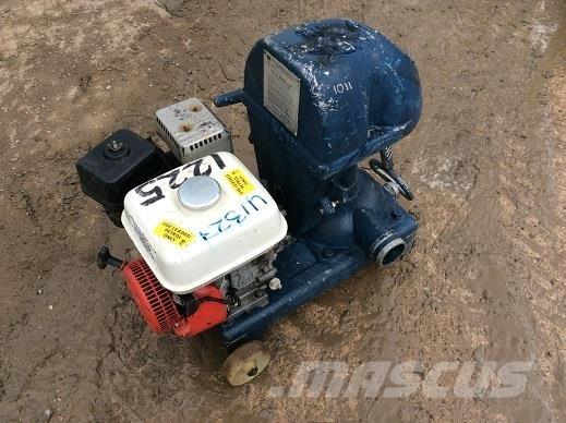 Honda 2 WATER PUMP Ūdens sūkņi