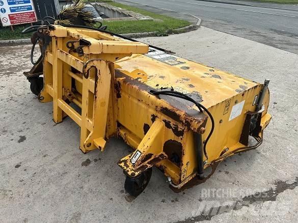 JCB SWEEPER SC240 Būvniecība- Citi