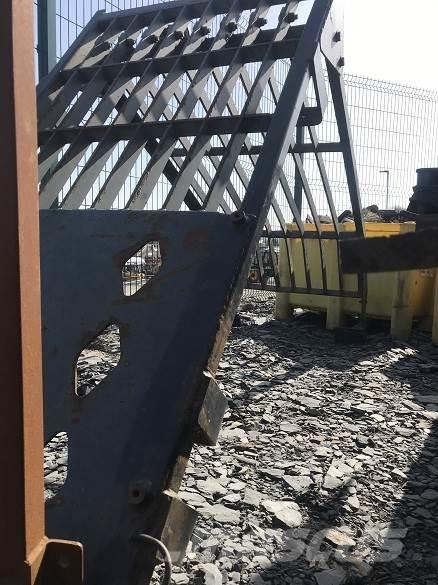  SAFTEY ROLL CAGE Būvniecība- Citi