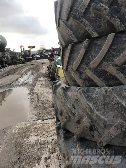  TYRES Riepas, riteņi un diski