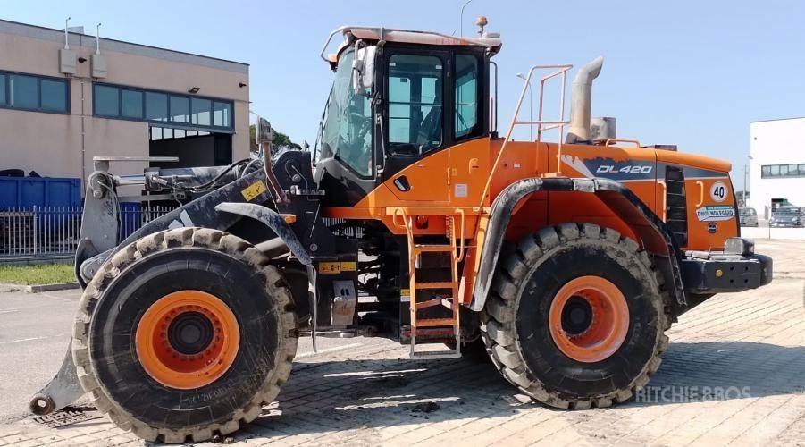 Doosan DL420-5 Iekrāvēji uz riteņiem