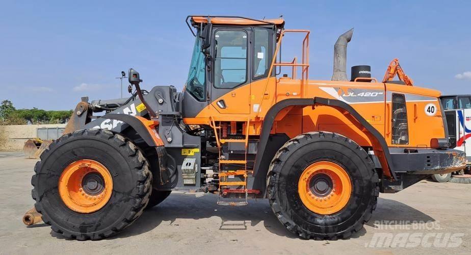 Doosan DL420-5 CVT Iekrāvēji uz riteņiem