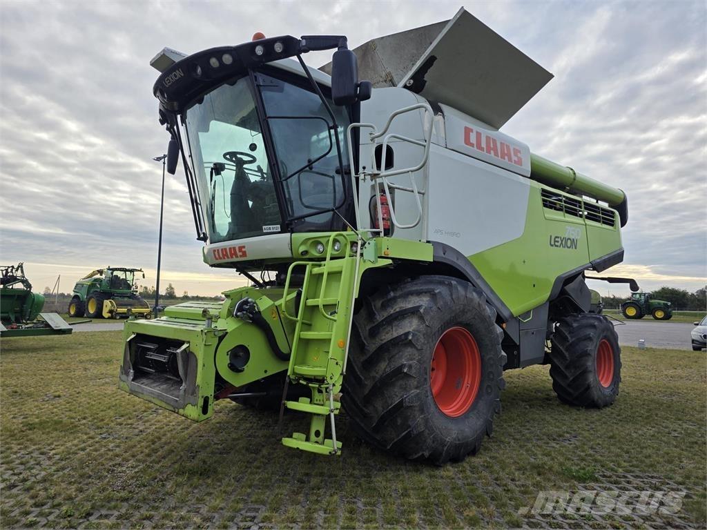 CLAAS Lexion 760 Ražas novākšanas kombaini