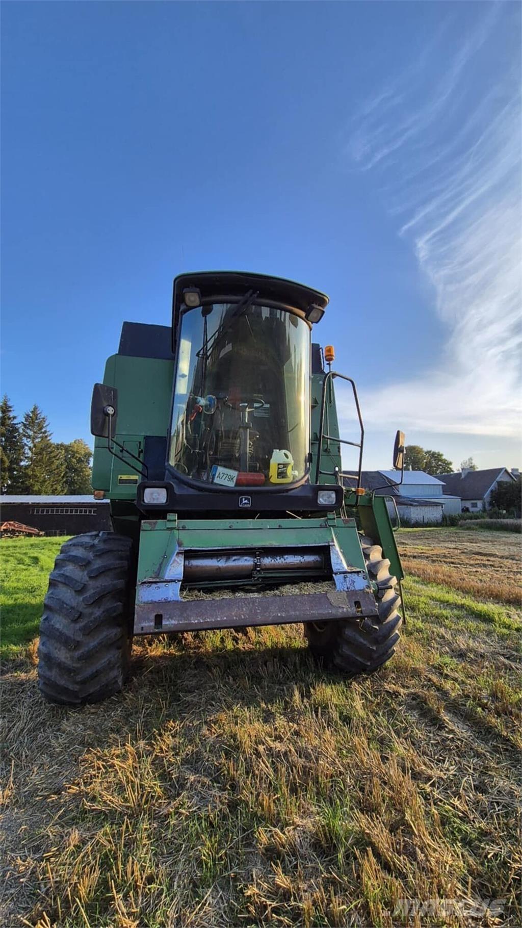 John Deere 1177 Ražas novākšanas kombaini