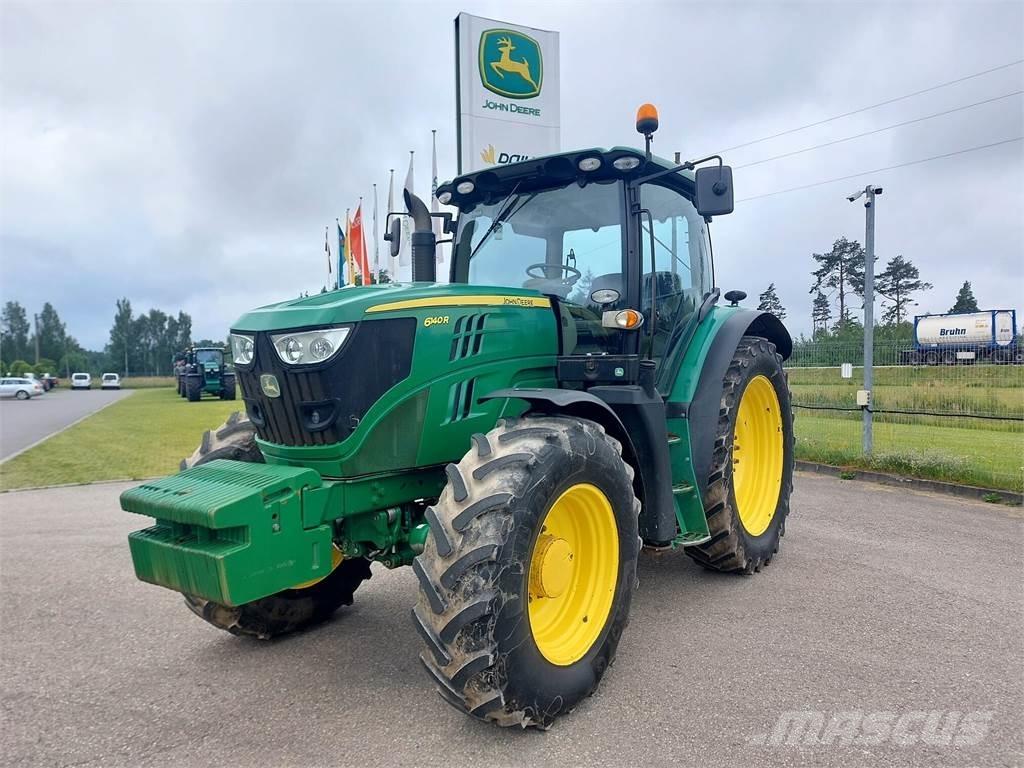 John Deere 6140R Traktori