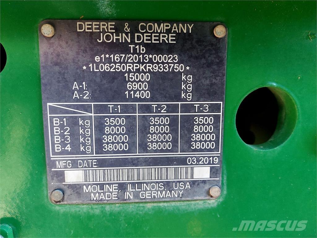 John Deere 6250R Traktori