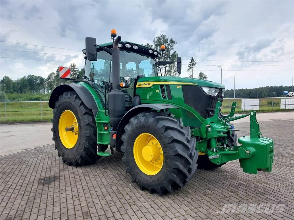 John Deere 6R 215 Traktori