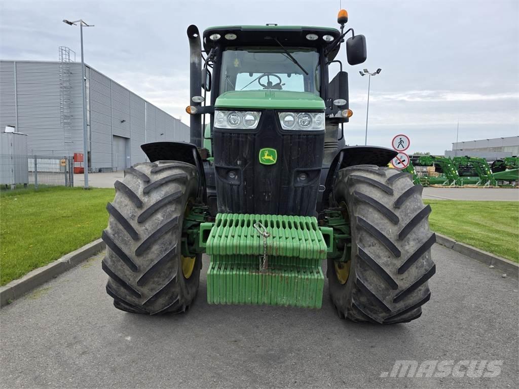 John Deere 7260R Traktori