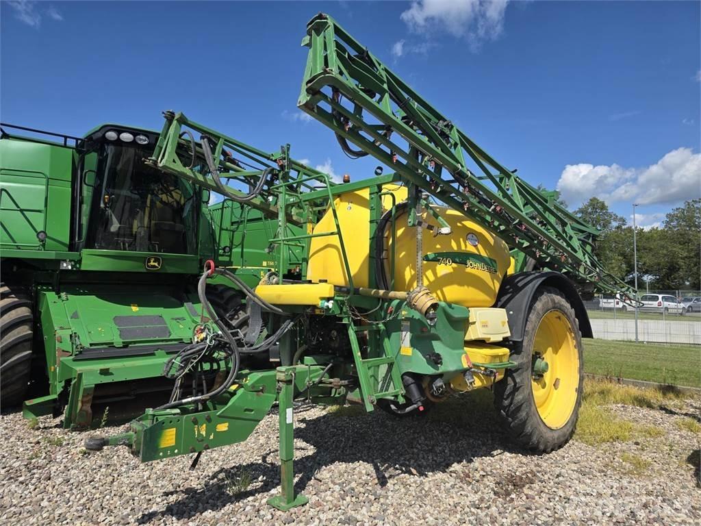 John Deere 740 Piekabināmie smidzinātāji(miglotāji)