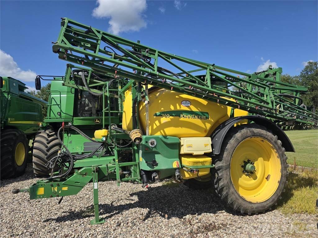 John Deere 740 Piekabināmie smidzinātāji(miglotāji)