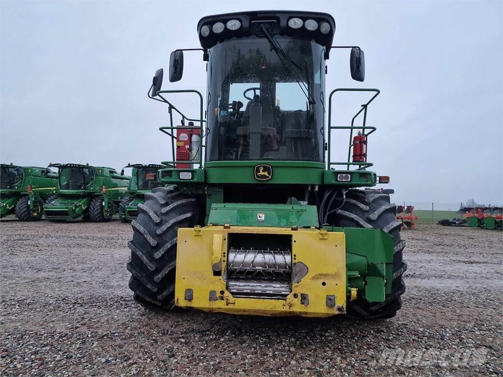 John Deere 7480 Ražas novākšanas kombaini