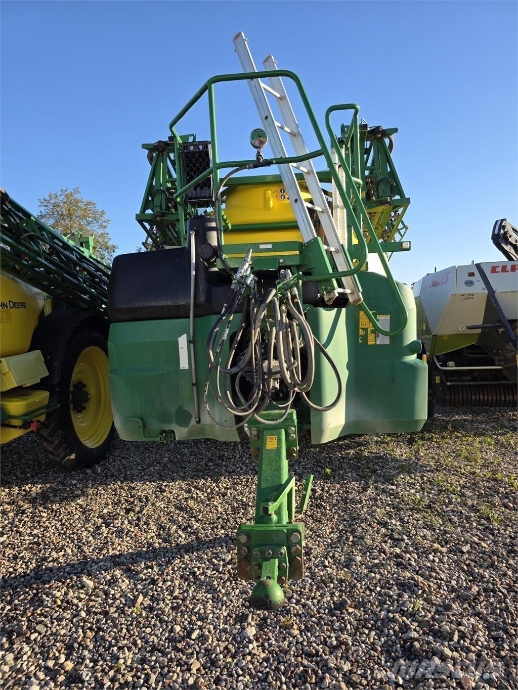 John Deere M962i Piekabināmie smidzinātāji(miglotāji)