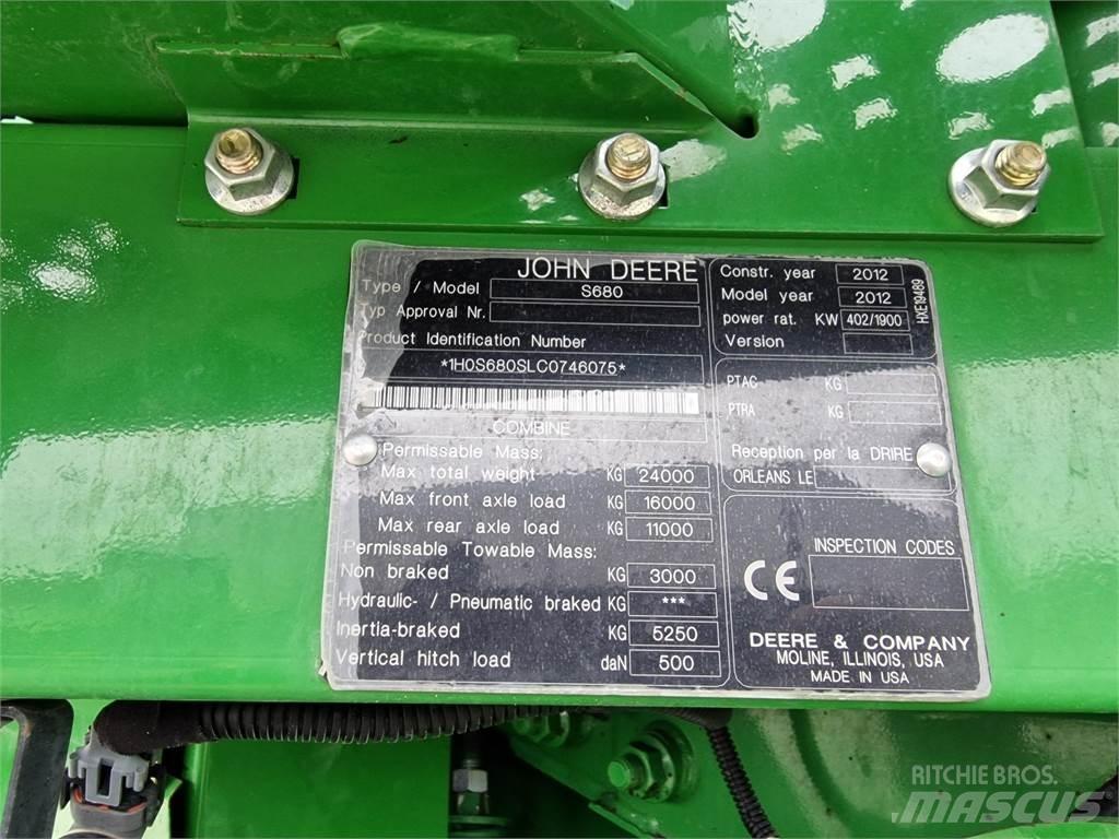John Deere S680 Ražas novākšanas kombaini