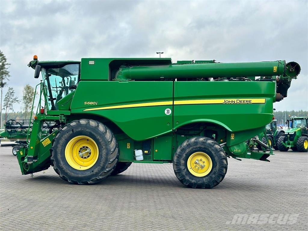 John Deere S680i Ražas novākšanas kombaini