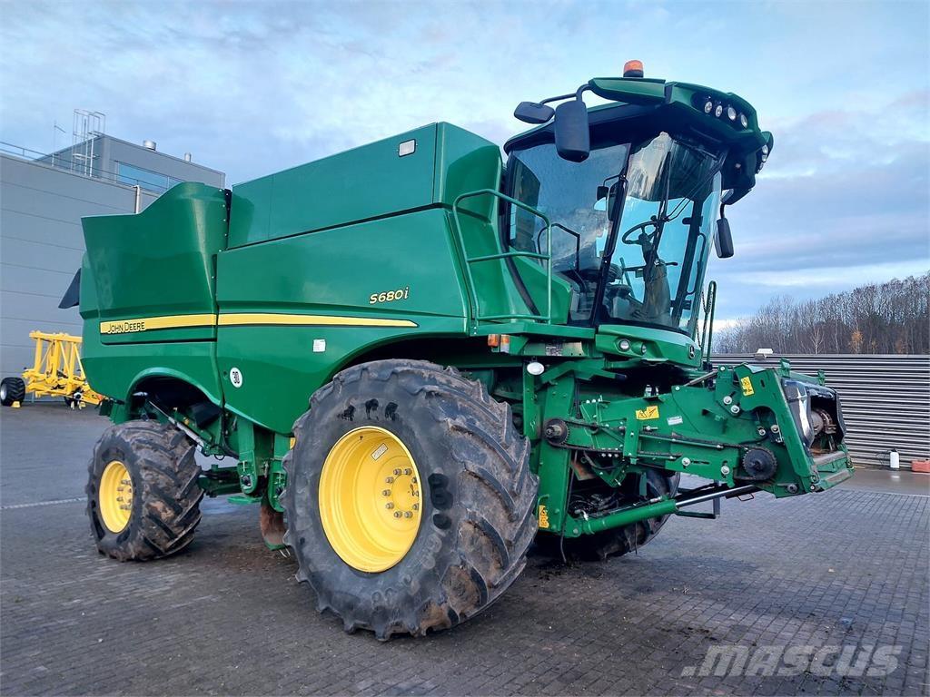 John Deere S680i Ražas novākšanas kombaini