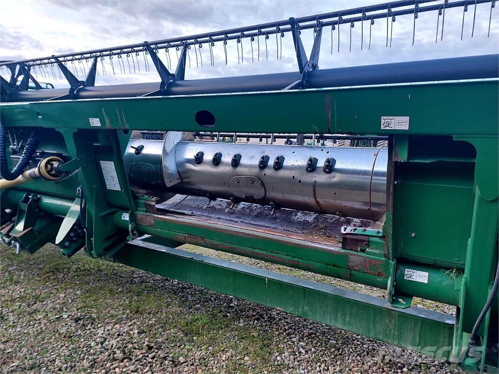 John Deere S680i Ražas novākšanas kombaini