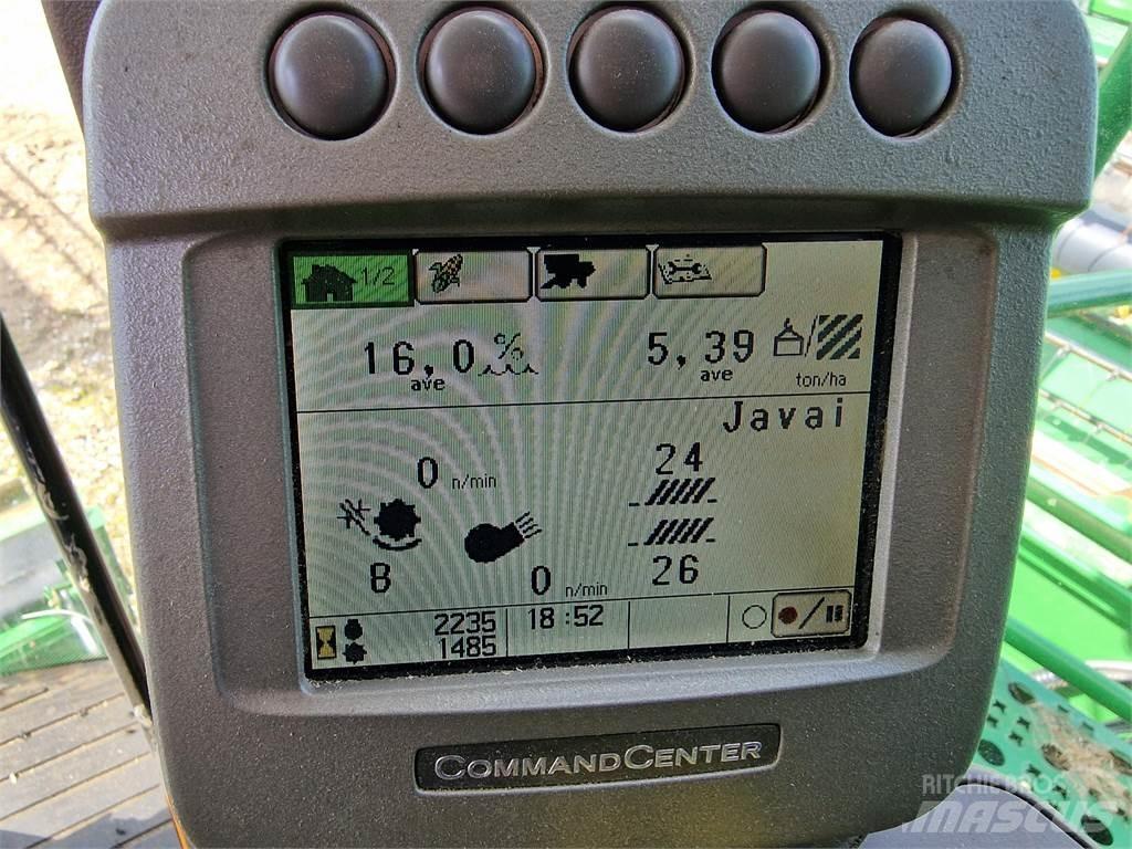 John Deere S690 Ražas novākšanas kombaini