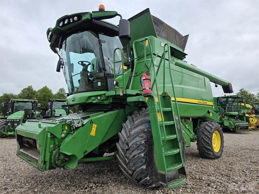 John Deere T660 Ražas novākšanas kombaini