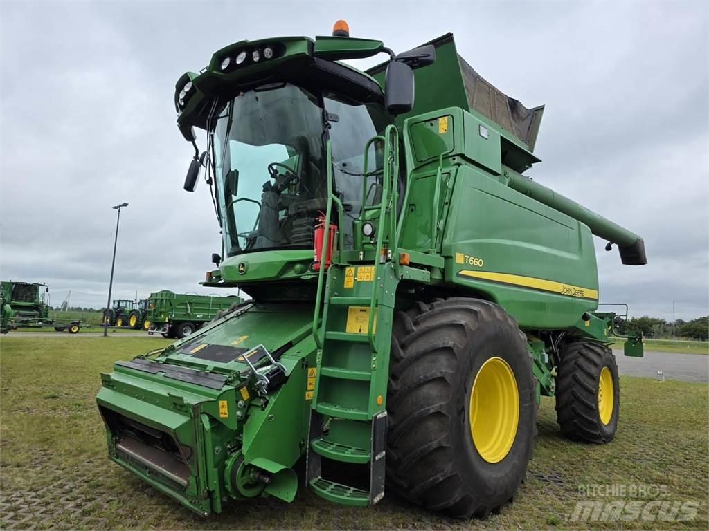 John Deere T660 Ražas novākšanas kombaini