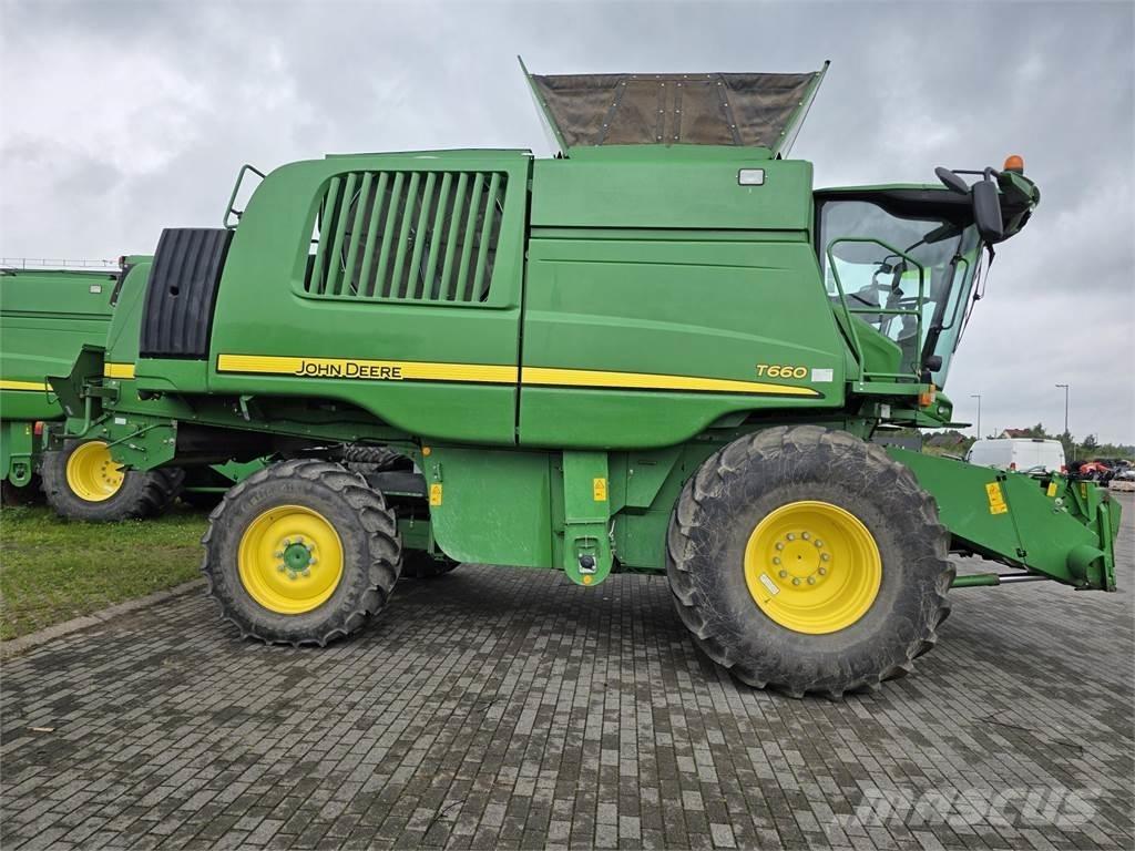 John Deere T660 Ražas novākšanas kombaini