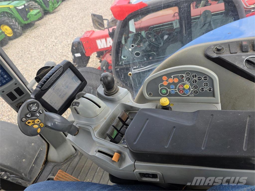 New Holland T8.390 Traktori