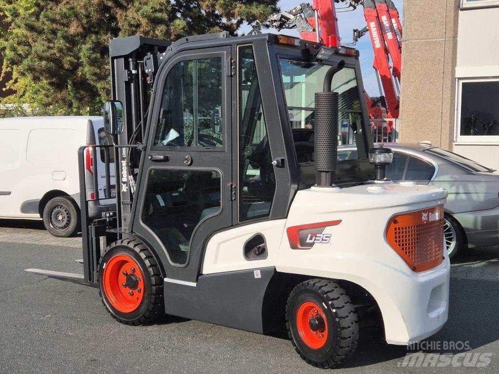 Bobcat D35NXS Tehnika ar dīzeļa dzinēju