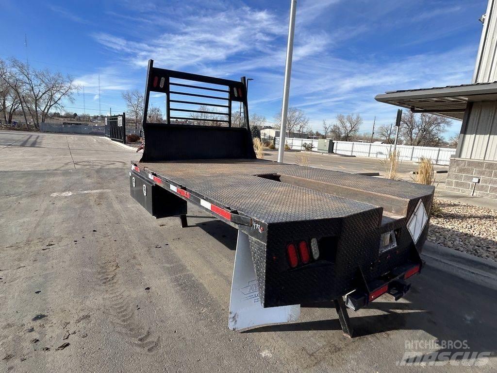  Custom 11 FT Platformas
