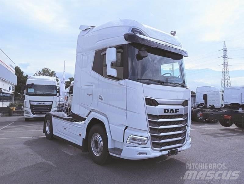 DAF XG+ 530 TRATTORE Vilcēji