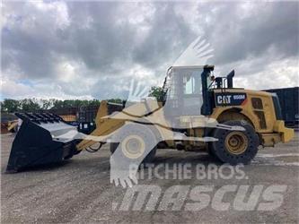 CAT 950M Iekrāvēji uz riteņiem