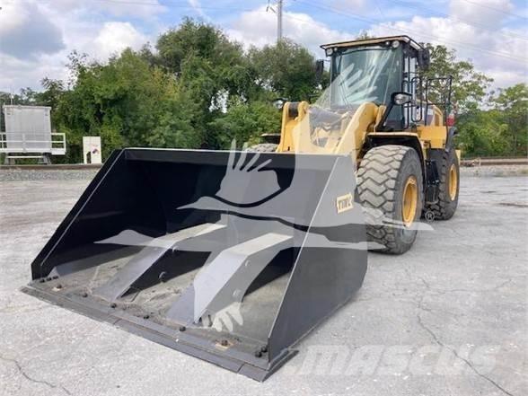 CAT 950M Iekrāvēji uz riteņiem