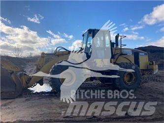 CAT 966G Iekrāvēji uz riteņiem