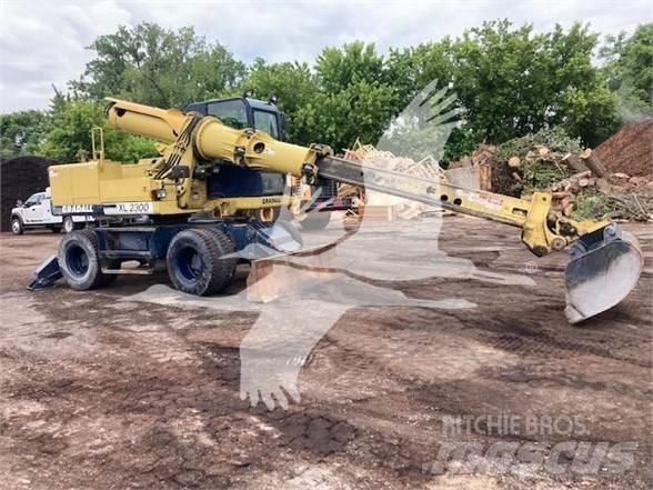 Gradall XL2300 Ekskavatori uz riteņiem