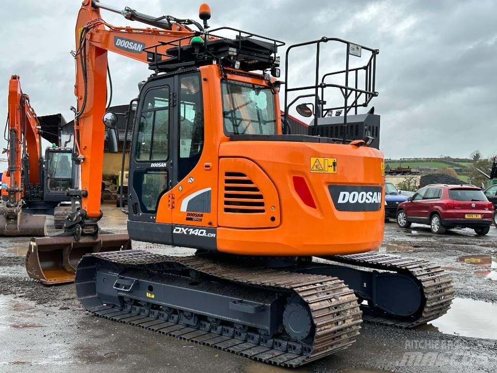Doosan DX 140 LCR Kāpurķēžu ekskavatori
