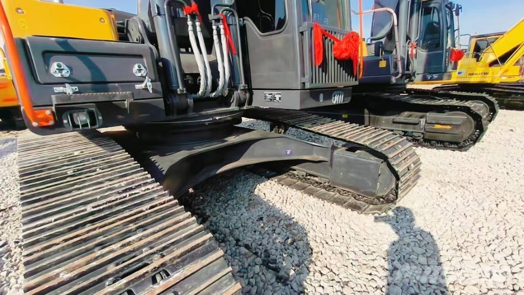 Volvo EC 240 Kāpurķēžu ekskavatori