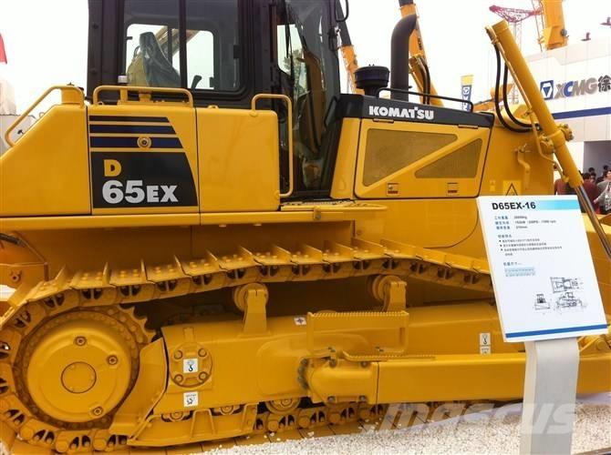 Komatsu D 65 EX-16 Kāpurķēžu buldozeri
