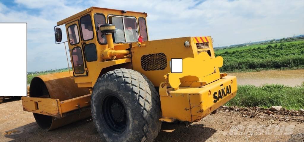 Sakai SV 505 D I Citi veltņi