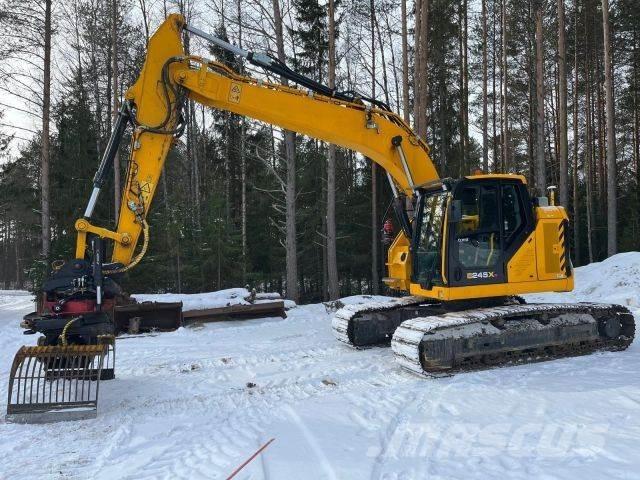 JCB 245 XR Kāpurķēžu ekskavatori