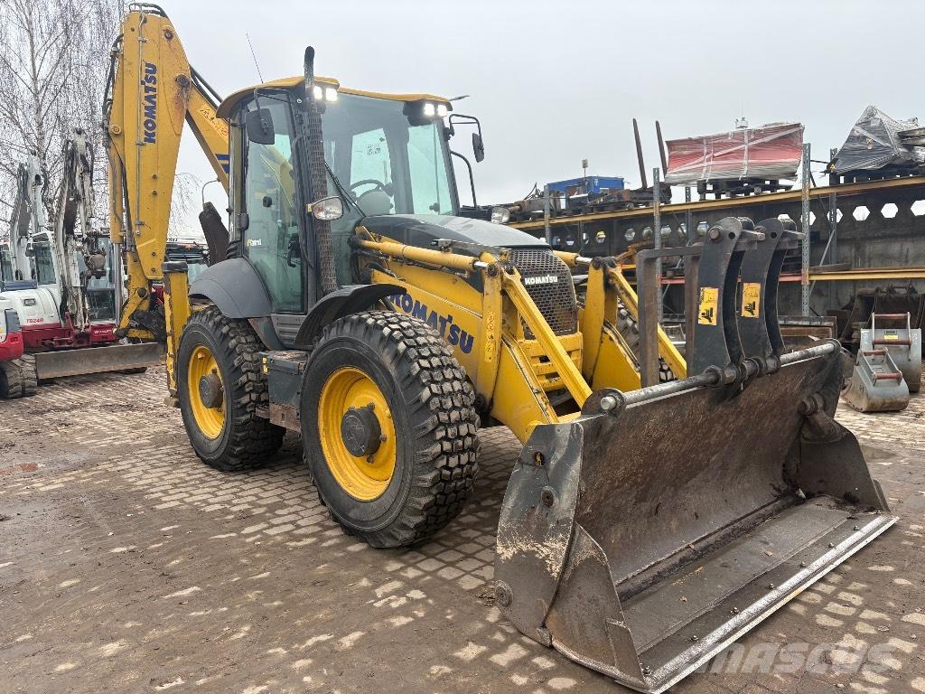 Komatsu WB 97 S Ekskavatori-iekrāvēji