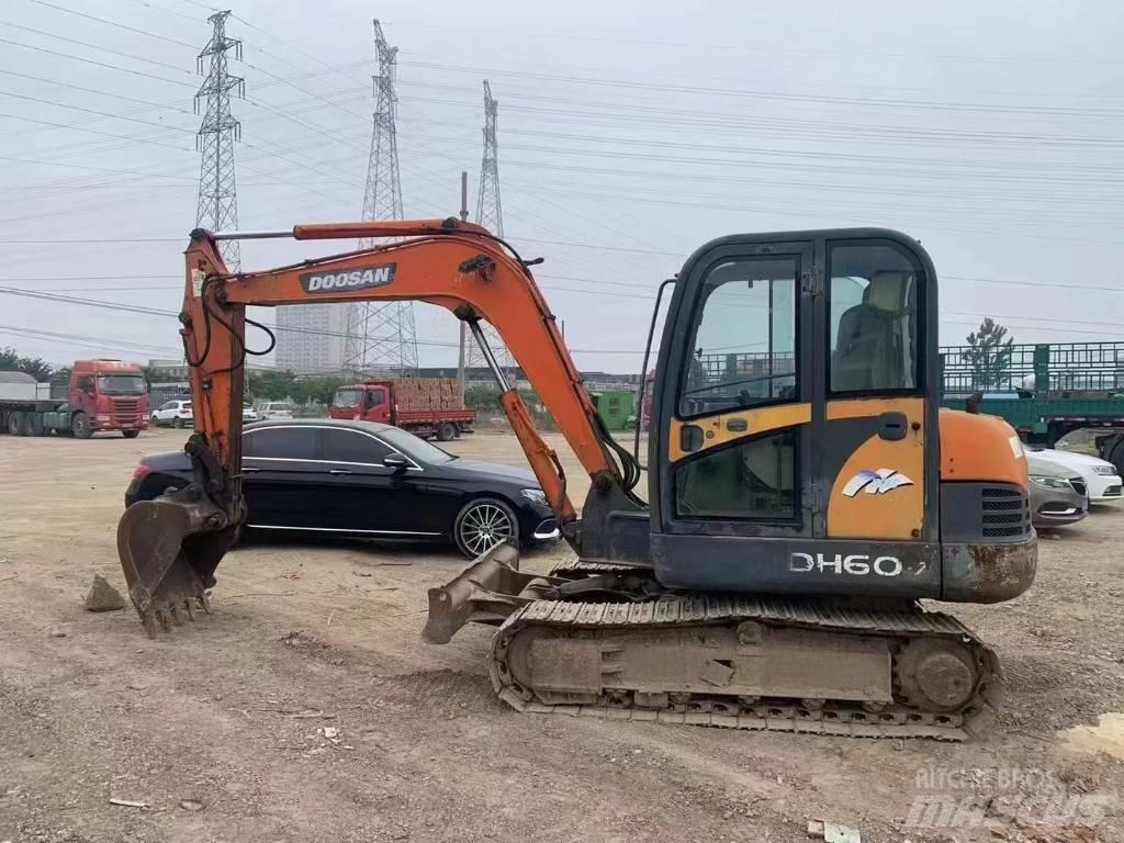 Doosan DH 60 Mini ekskavatori < 7 t