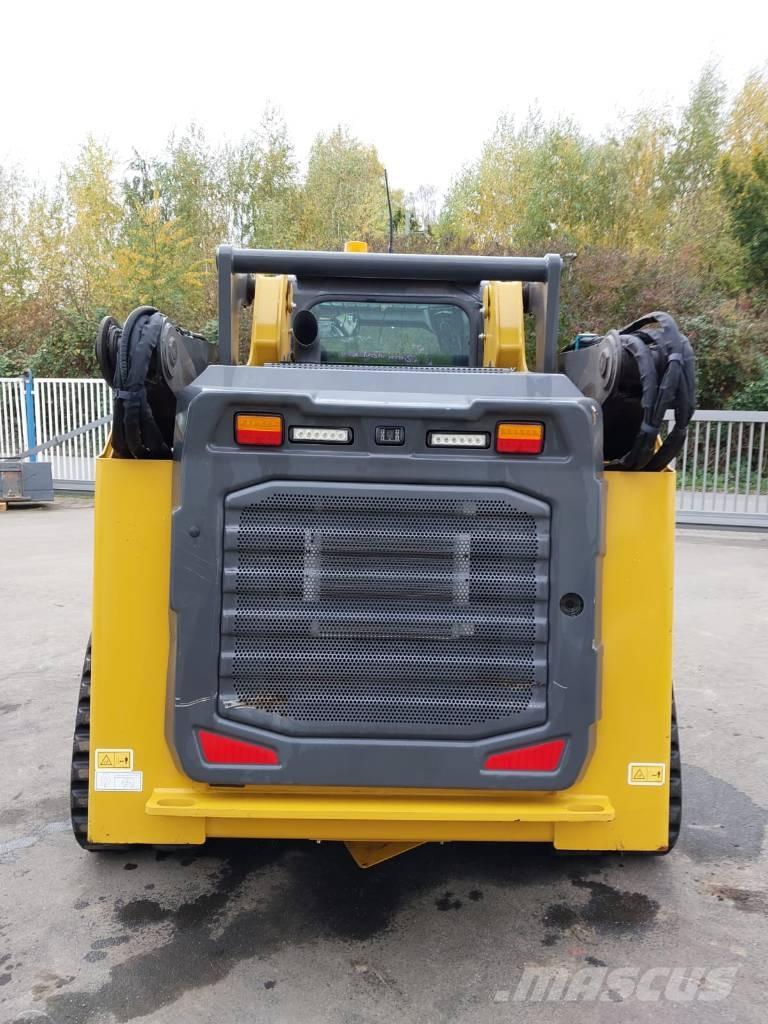 XCMG XC7-TV12 Kāpurķēžu iekrāvēji