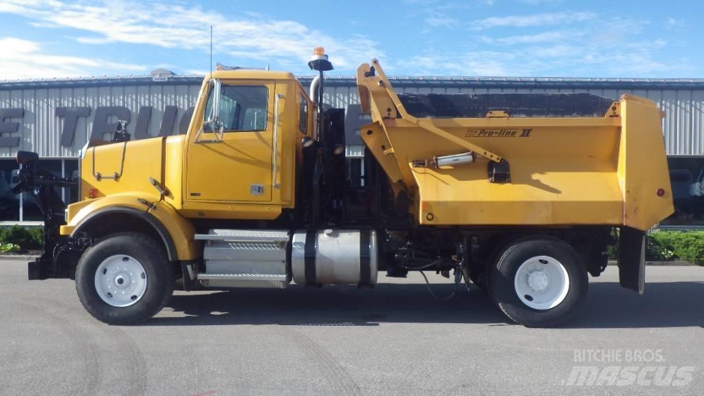 Western Star 4900 FA Sniega naži un tīrītāji