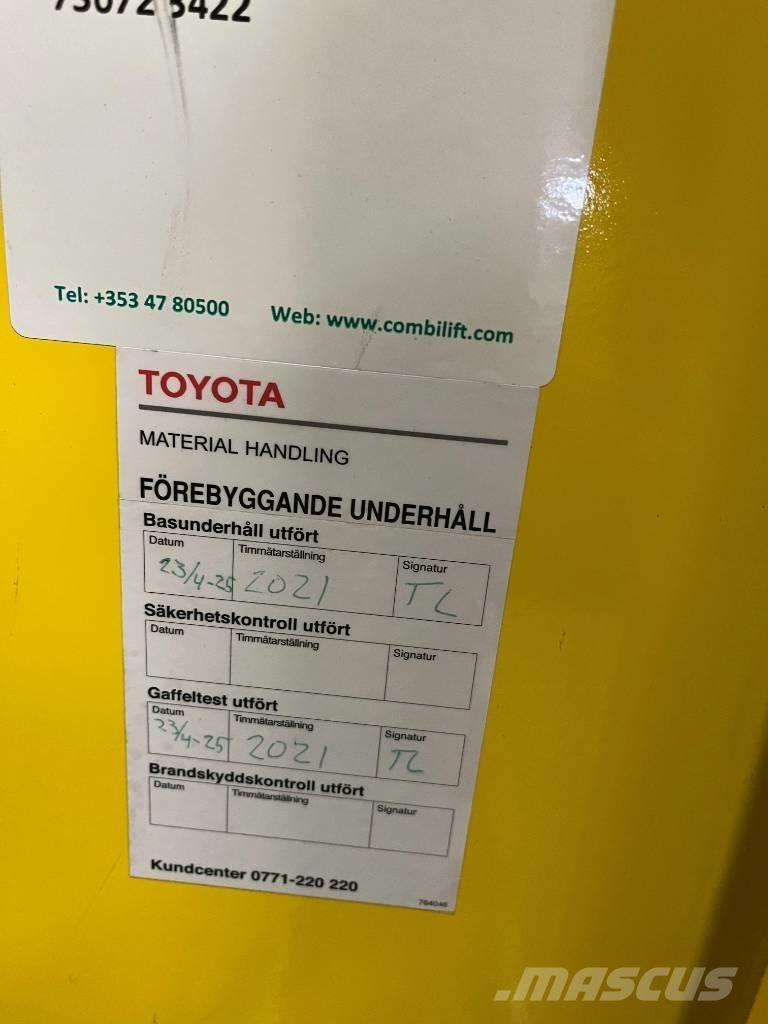 Combilift C3000STE Četru virzienu krāvēji