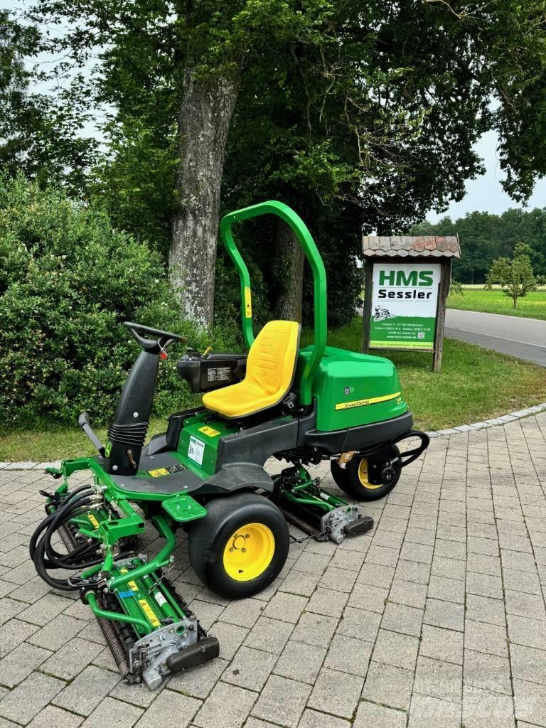 John Deere 2500 B Mauriņa pļaujmašīnas