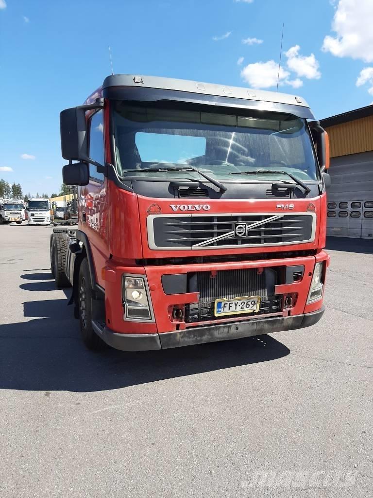 Volvo FM 9 Šasija ar kabīni