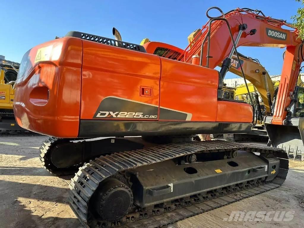 Doosan DX 225 LC Mini ekskavatori < 7 t