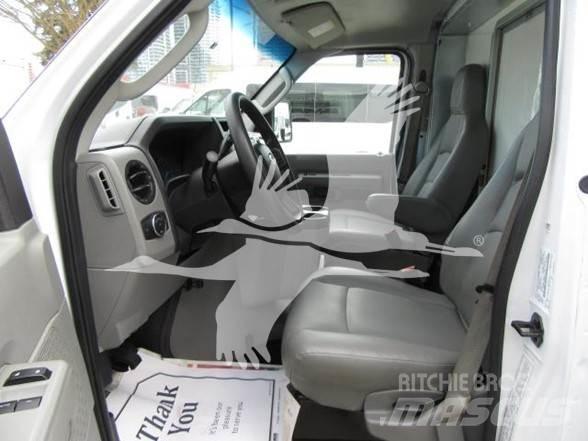 Ford E450 Būvniecība- Citi