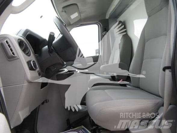 Ford E450 Būvniecība- Citi