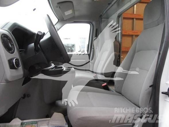 Ford E450 Būvniecība- Citi