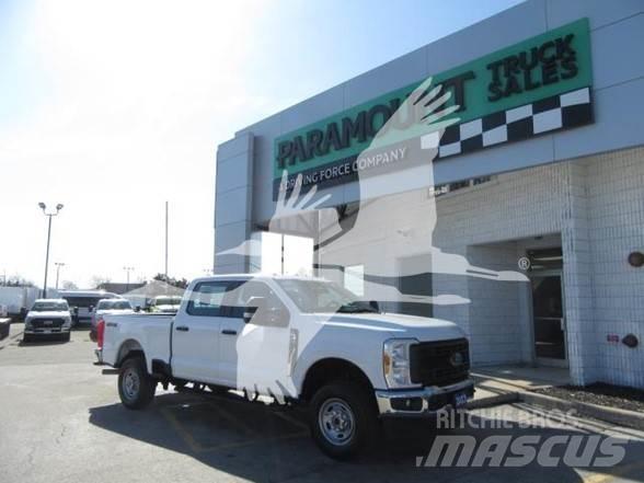 Ford F250 Būvniecība- Citi